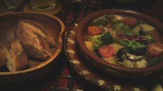 牡蠣と野菜のアヒージョ.jpg