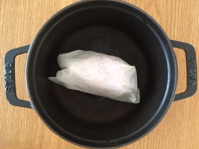 ストウブのお鍋で焼き芋 レクチンフリーの秋の味覚さつまいもをほくほくの焼き芋に 伝書鳩のブログ