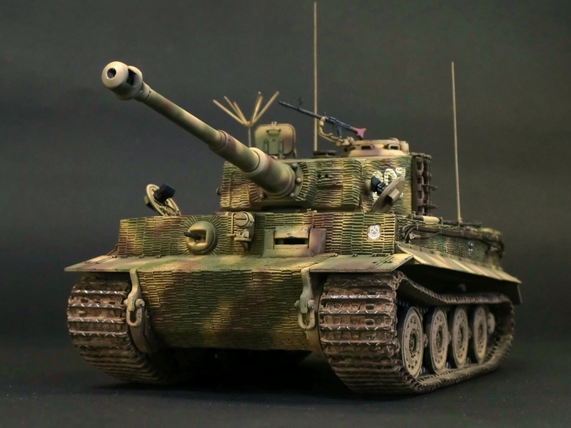 Dragon 6800 Tiger I 後期生産型 007号車 ミハエル