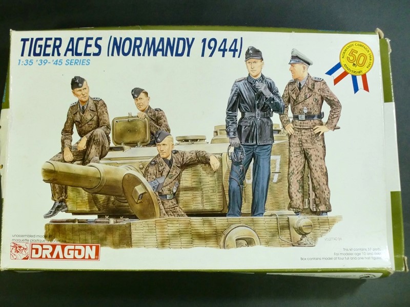 ドラゴン社　WWⅡ 1/6　NORMANDY 1944 TIGER ACE ドラゴン社 WWⅡ 1/6 NORMANDY 1944 TIGER ACE Dragon WWII
