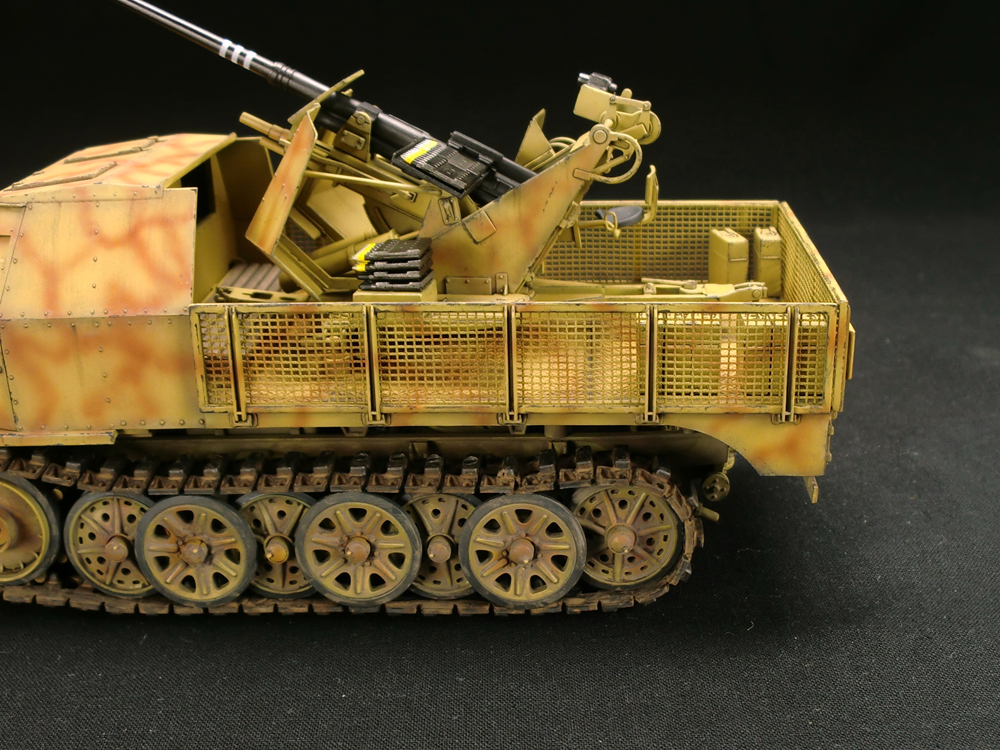 Tamiya Sd.Kfz.7/2 3.7cm FLAK37（フラックザウリア）完 - AFVモデラーの巣