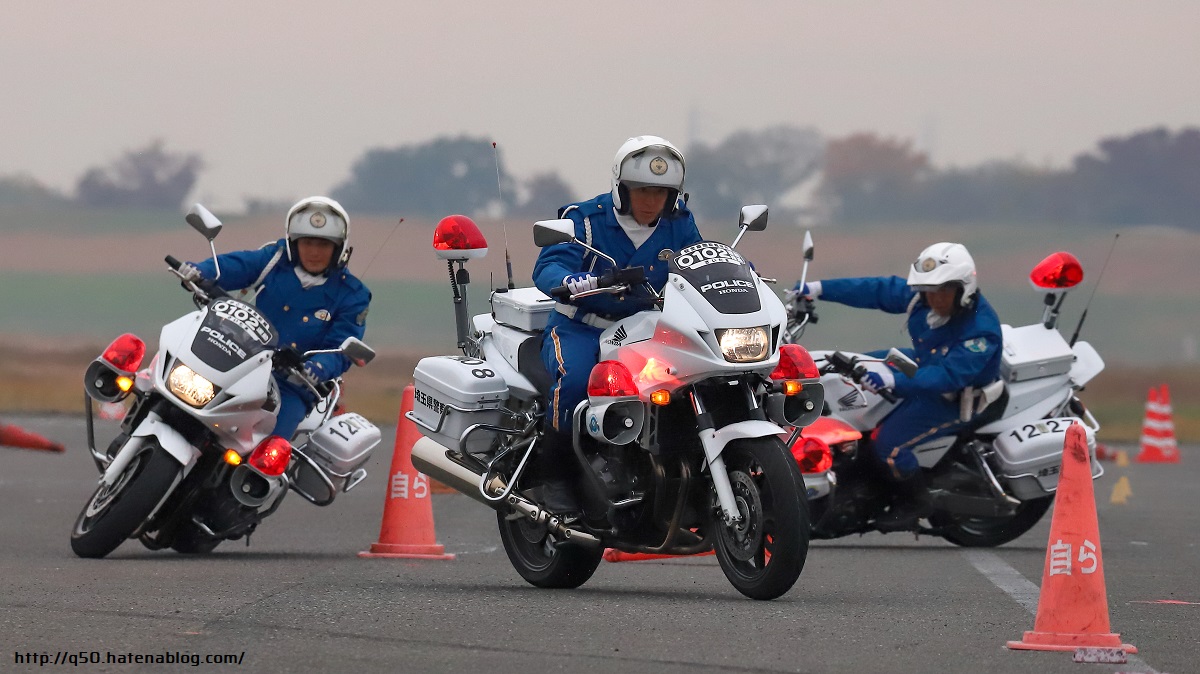 埼玉県警察 cb1300p ホンダ 白バイ