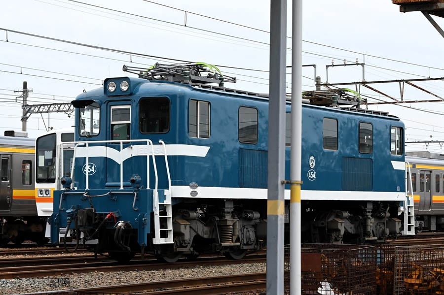 三岐鉄道 保々車両区(2026.5.31) 旧JR東海 クモハ211系、5000