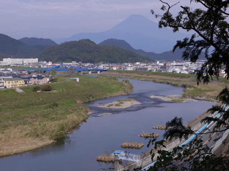 f:id:qshiro:20111030083250j:image:w360 f:id:qshiro:20111030083250j:image:w360