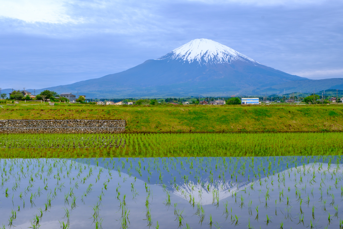 御殿場 逆さ富士 - 牛歩的写真中心網録”