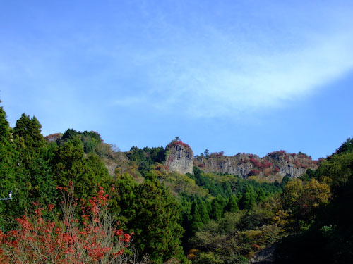 鋸山登山口より