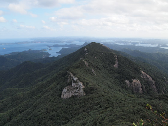 洲藻白岳の東峰