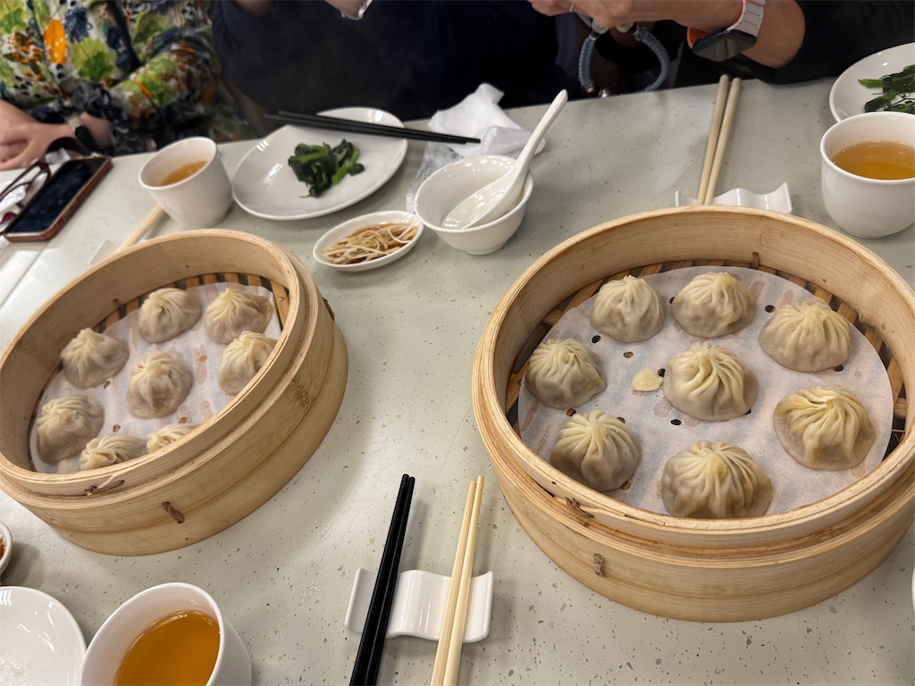 金品茶樓:小籠包2種