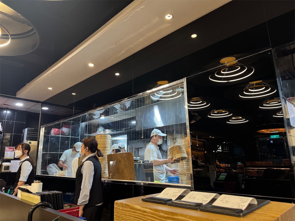金品茶樓:店内厨房の様子