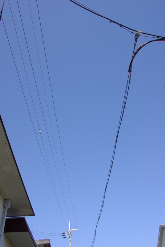 8:33 am ~ 8:35 am ~ 8:37 am 五月晴れの画像