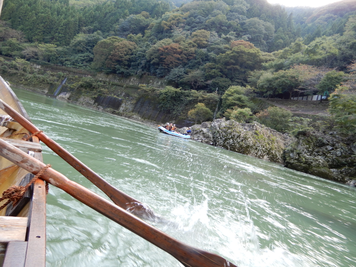 f:id:r246toshi:20191121123830j:plain