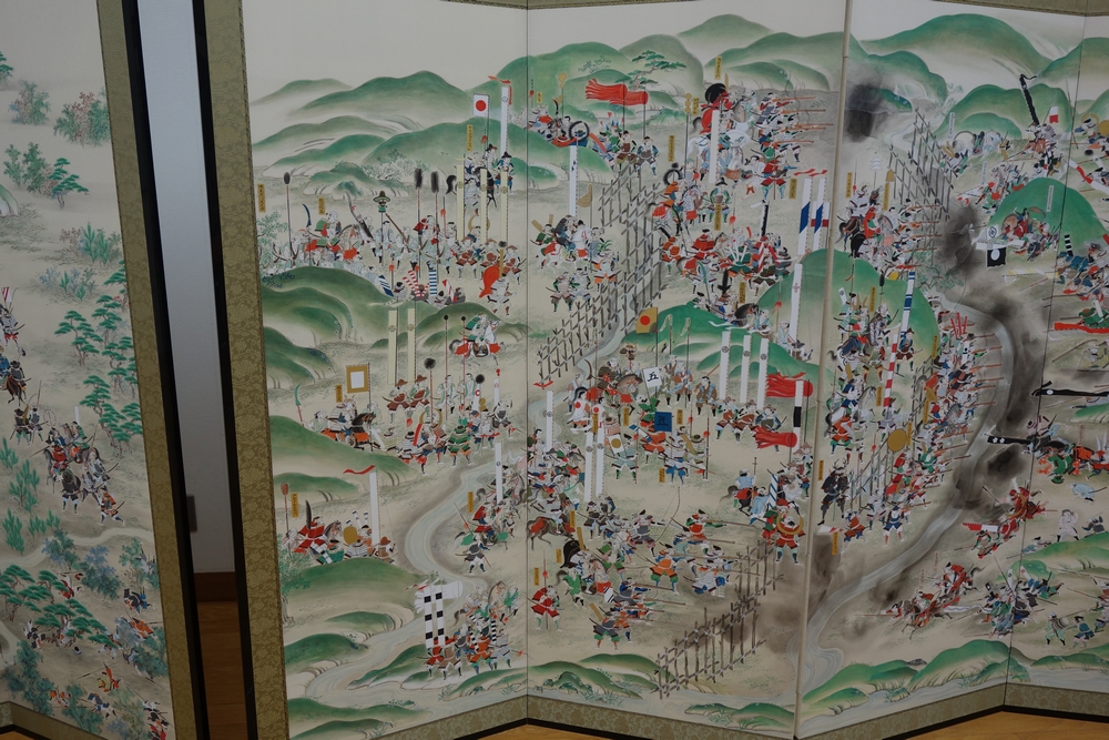 書画　支那事変　野砲戦図　小屏風　衝立　M　R7573B Yahoo!オークション - 【講談社の絵本】「支那事変 奮戦大画報」昭和13