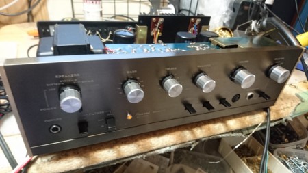 SANSUI AU-2000の仕様 サンスイ