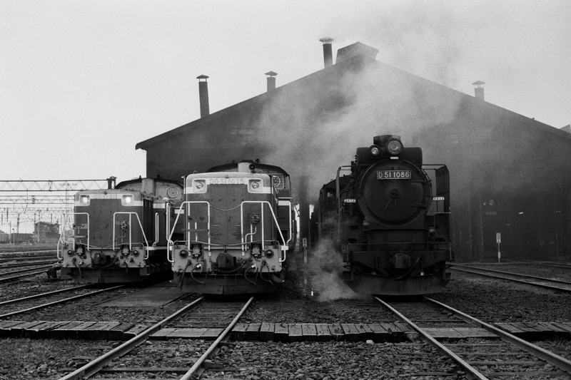 滝川機関区 - ただいま鉄道写真スキャン中