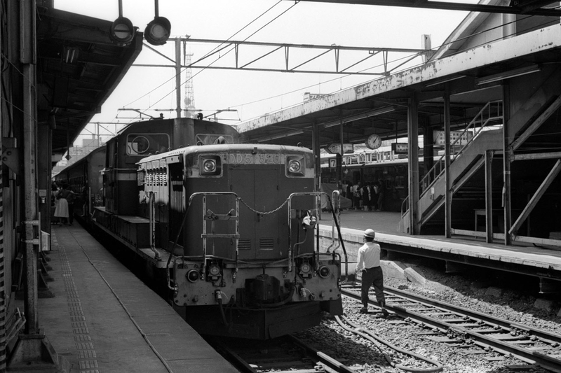 旧客・荷物車 - ただいま鉄道写真スキャン中
