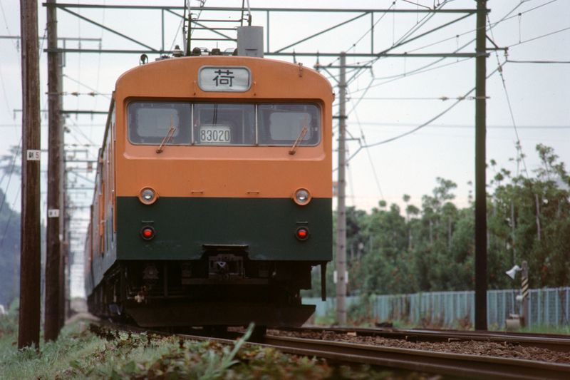 はと」が「つばめ」になって帰ってきた - ただいま鉄道写真