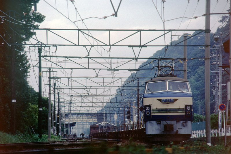 はと」が「つばめ」になって帰ってきた - ただいま鉄道写真