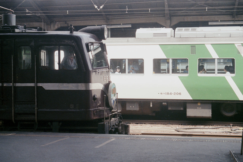 日本国有鉄道　高シマ　185系200番台　デビュー時前面幕　1981〜1985 JR東日本 185系200番台「草津」(新前橋電車区) - J鉄 online