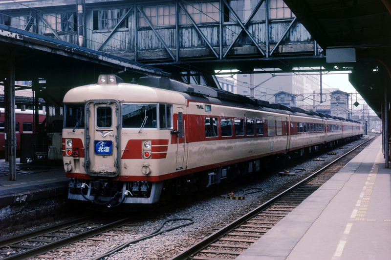 鉄道部品 キハ183系 キハ184-10 化粧板 車番 鉄道部品 キハ183系 キハ184-10 化粧板 車番 DC183系（キハ183系特急型