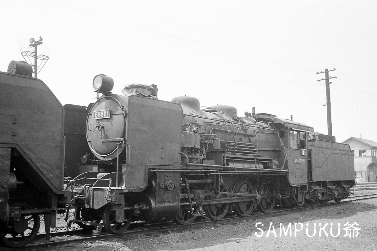 専用車両 69601と69616 - ただいま鉄道写真スキャン中