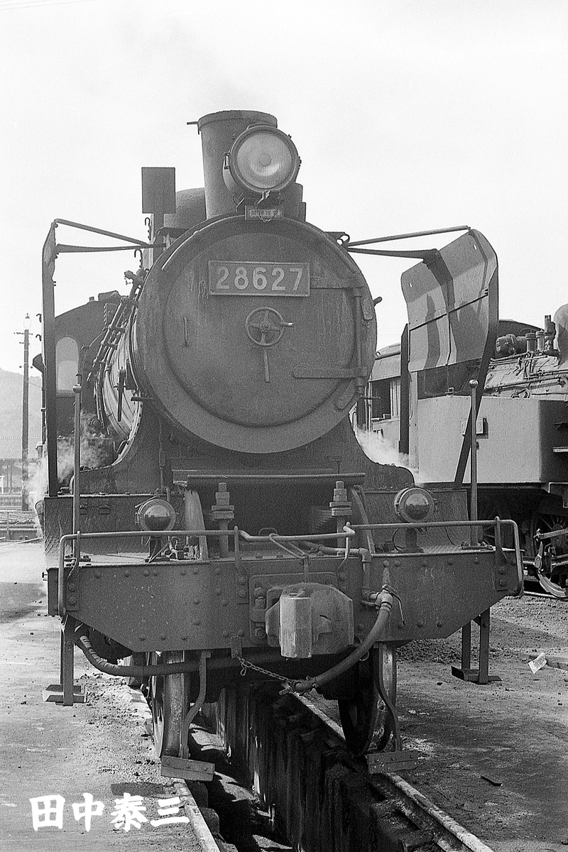 いっぱい様確認用‼️ 28627と48695 - ただいま鉄道写真スキャン中