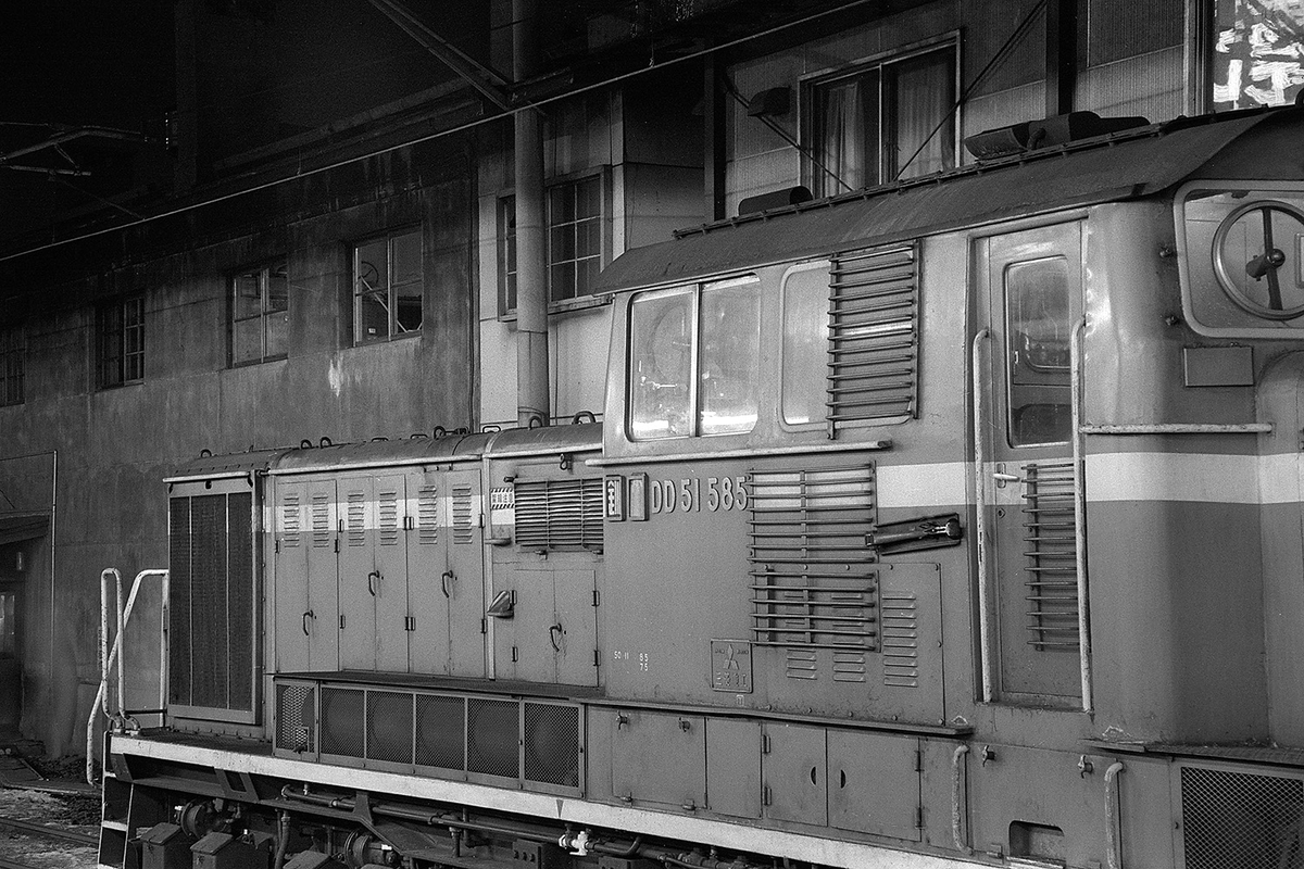 タブレットキャッチャー - ただいま鉄道写真スキャン中