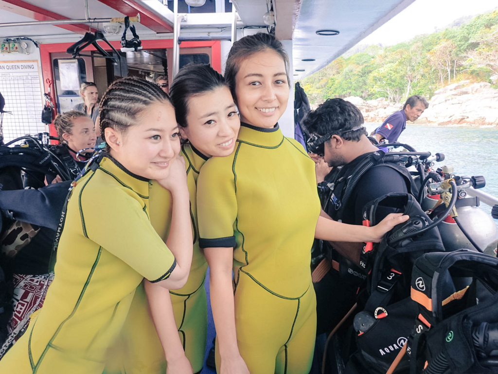 AOW初日はラチャヤイ島でのんびりスタート プーケットしまかぜ案内人