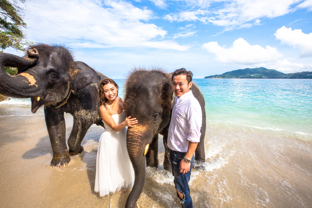 プーケットの魔法で幸せいっぱい Mr パクチーが飛ぶ