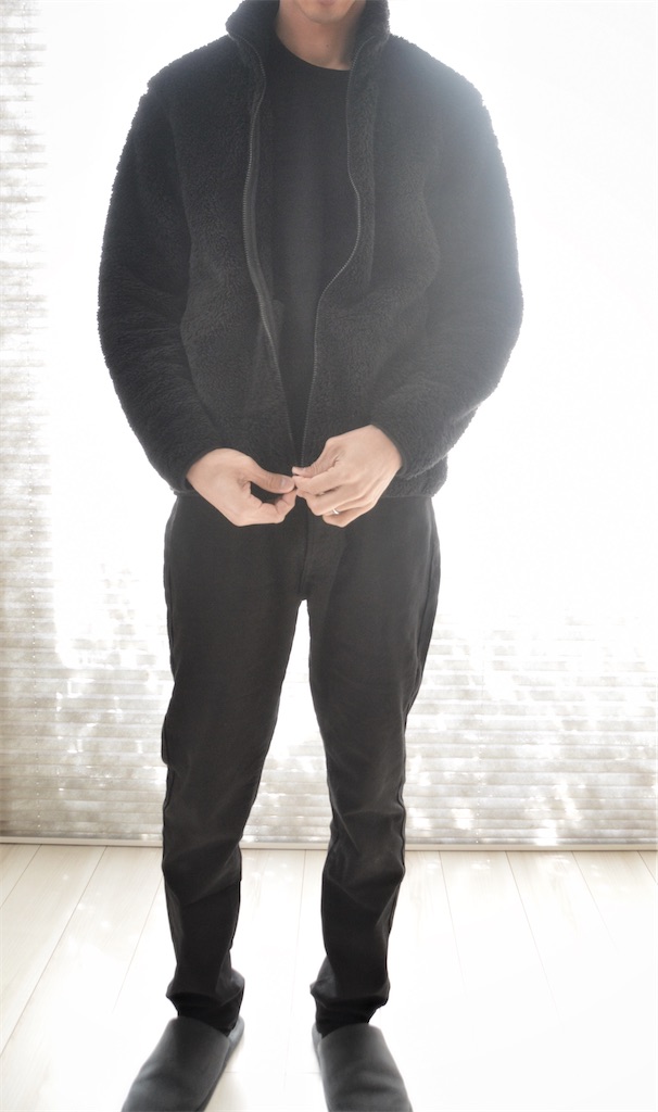 ３０代ミニマリスト男性の服 こだわり コスパ 機能性で選ぶ ミニマリストらくだ