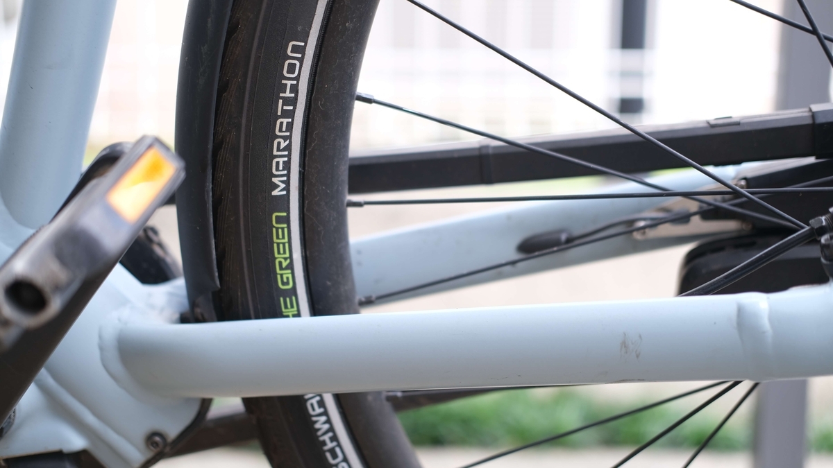 VANMOOF S3 タイヤ交換 - ミニマリストらくだ