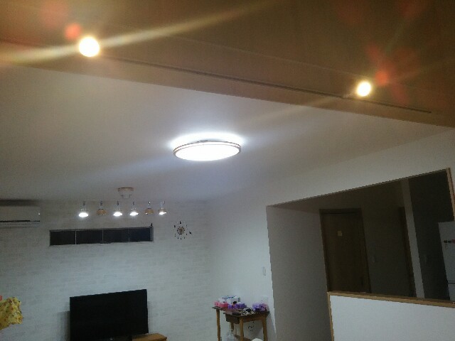 新築の照明はダウンライトも多様した方が良いかも ゼロキューブを建てたばい With Fiat500