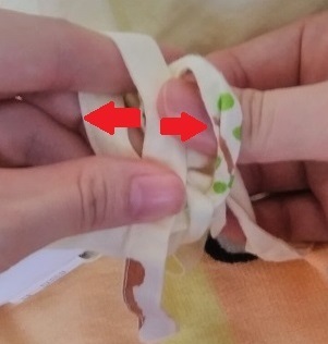 赤ちゃんの服の紐がすぐほどける時は イアンノット という結び方 楽に子育てしたい 適当育児 妊娠日記