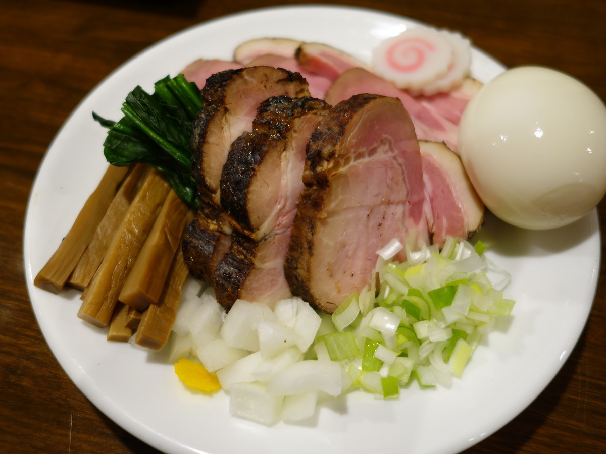 f:id:ramen-zombie:20191119185411j:plain f:id:ramen-zombie:20191119185411j:plain