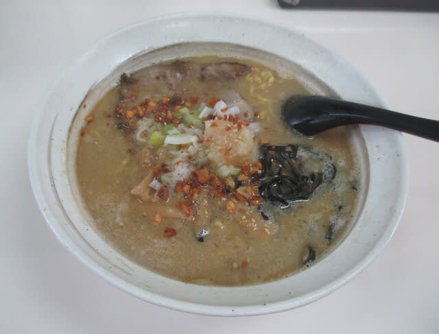 麵屋たけちゃんの「にんにくラーメン」（士別市） - ラーメンが好き