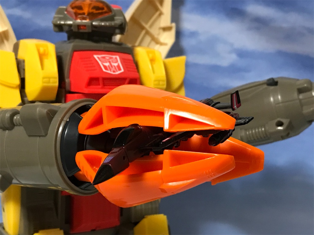 【即購入ok!!】トランスフォーマー　極小変形　スラージ 恐竜ロボ 即購入ok!!】トランスフォーマー 極小変形 スラージ 恐竜ロボ