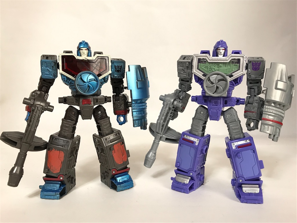 コブラ軍団の一員？トランスフォーマー ウォーフォー