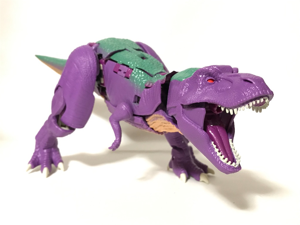 こりゃあすげえや。トランスフォーマー キングダム KD-04 メガトロン