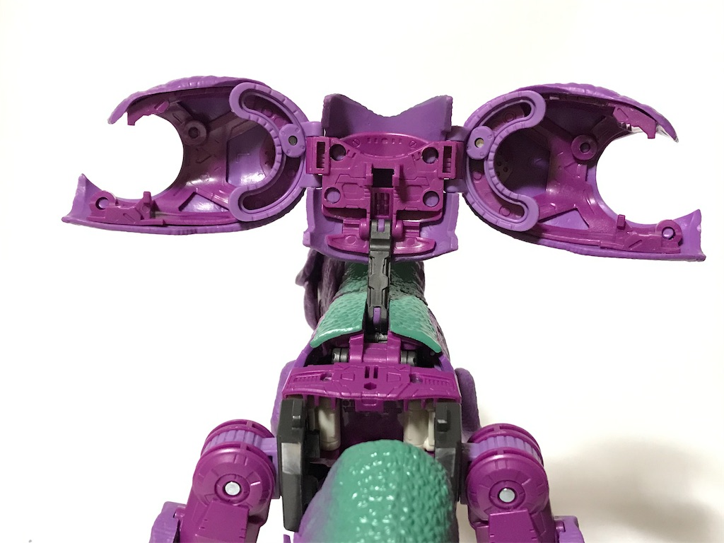 こりゃあすげえや。トランスフォーマー キングダム KD-04