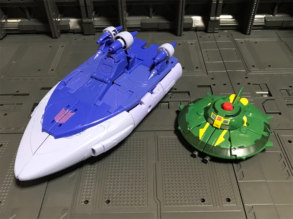 【未開封】トランスフォーマーアドベンチャー　TAV20 アダムス Amazon.co.jp: トランスフォーマー TAV20 アダムス : おもちゃ