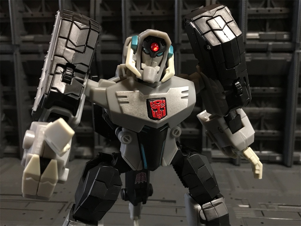 真のオートボット！？トランスフォーマーアニメイテッド TA-14