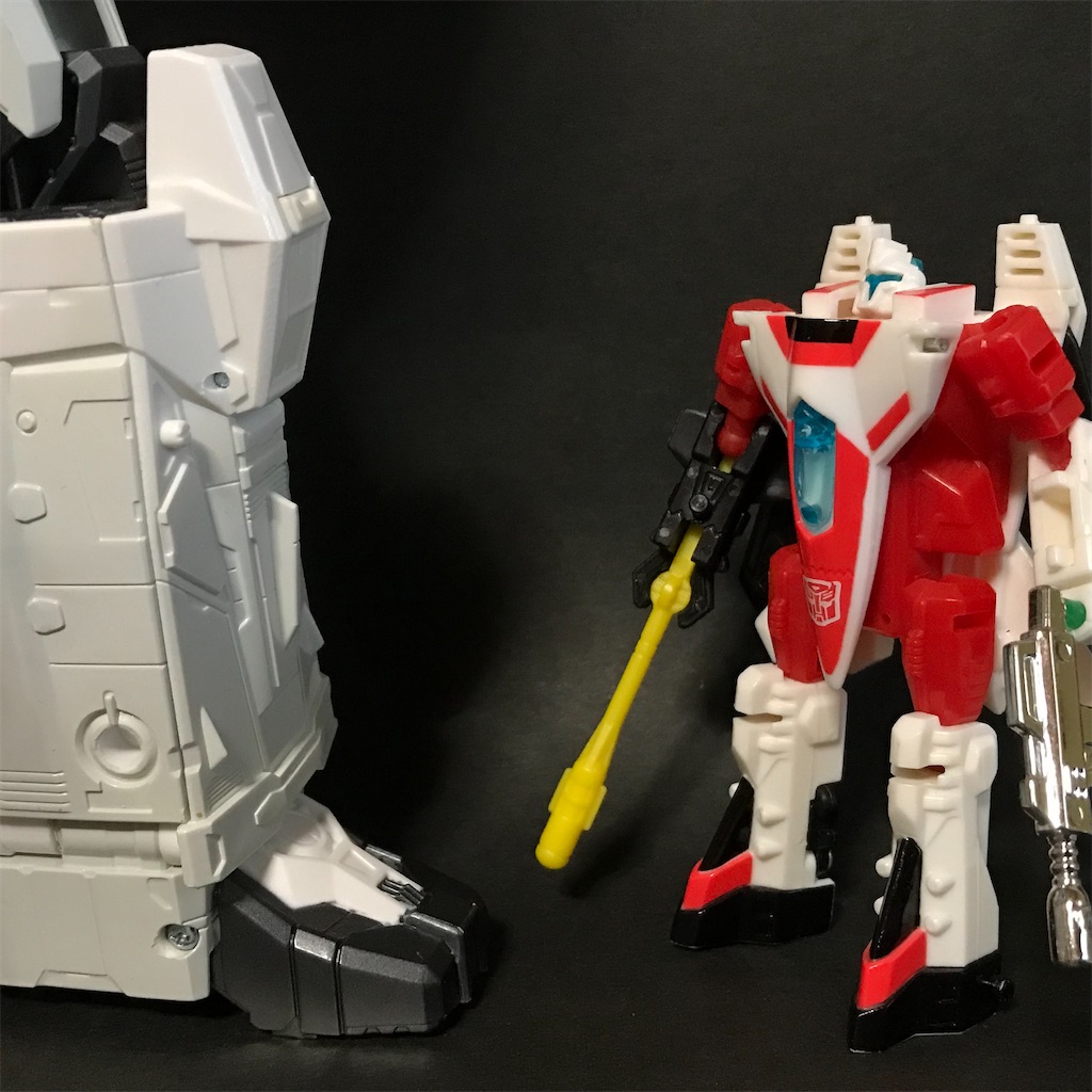 ソリタリュウム鉱石実験中。トランスフォーマー ロボットマスターズ RM