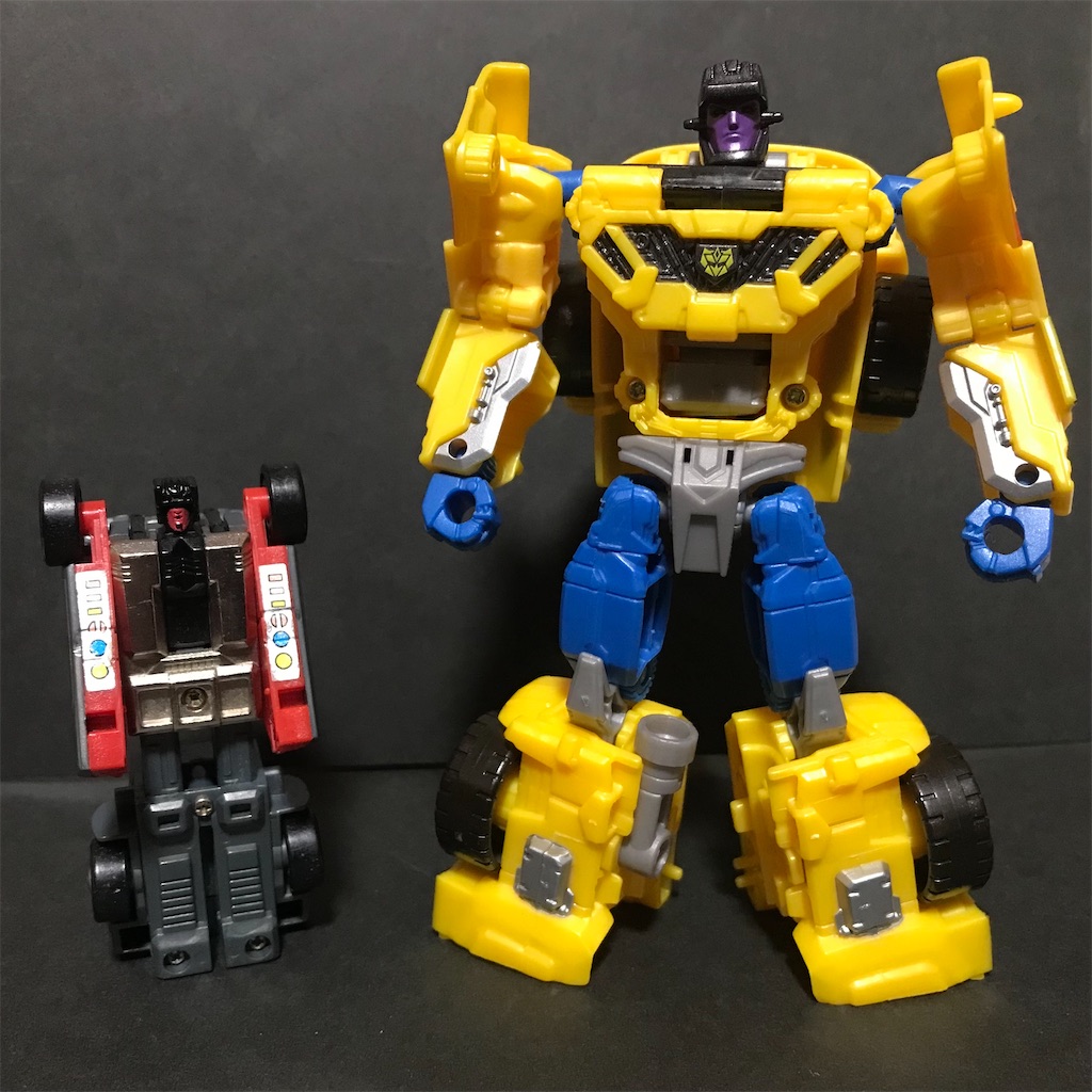 トランスフォーマー コンバイナーウォーズ ブレークネック ワイルドライダー その赤は狂気の色『ブレークネック（コンバイナーウォーズ
