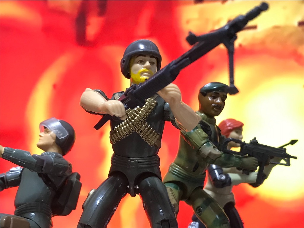 GIJOE 2体　GIジョー オマケ付き Amazon.co.jp: G.I. Joe クラシファイドシリーズ レトロ カード