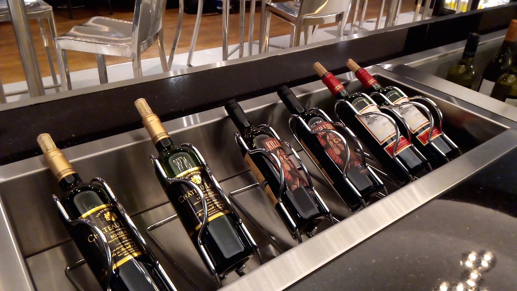 チャンギ-ブリティッシュエアウェイズ-ラウンジ-アルコール チャンギ-ブリティッシュエアウェイズ-ラウンジ-アルコール
