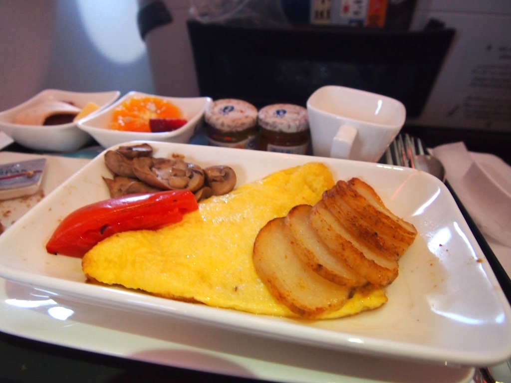 エジプト航空-ビジネスクラス-機内食-朝食