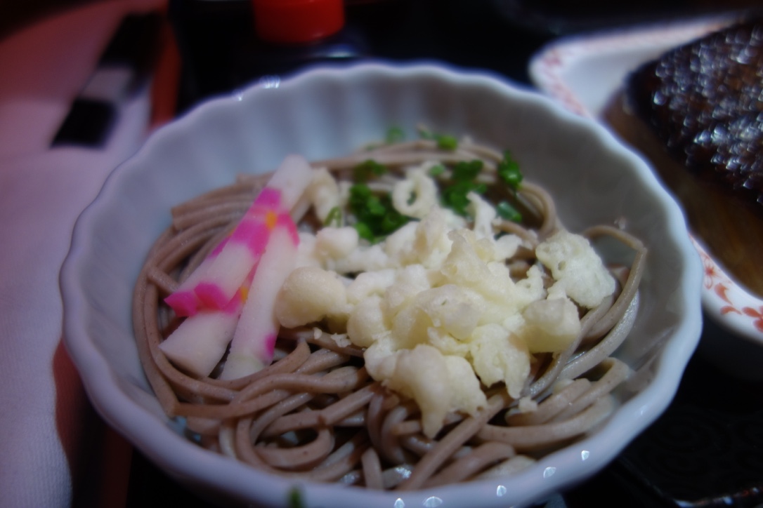 エミレーツ航空_ビジネスクラス_機内食