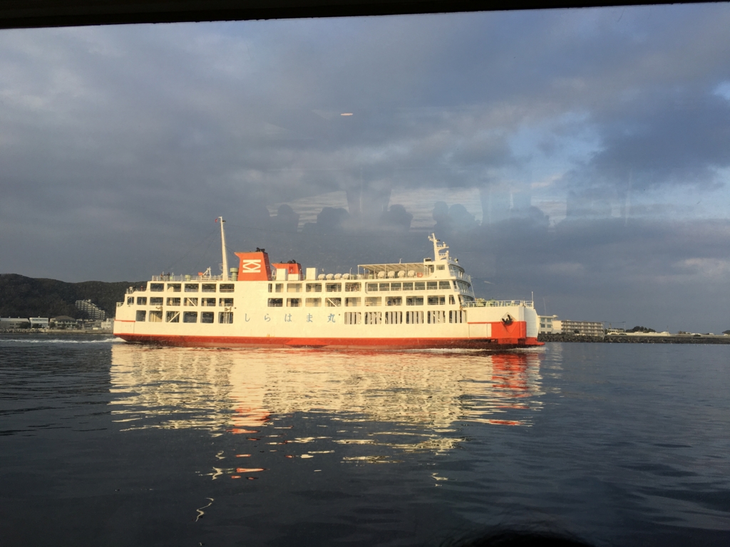 大島-東京 高速ジェット船より 撮影 東京湾フェリー