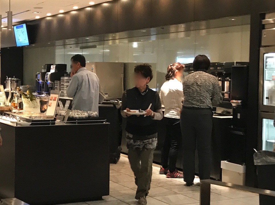 成田空港 第一ターミナル ANA ビジネスクラスラウンジ 成田空港 第一ターミナル ANA ビジネスクラスラウンジ