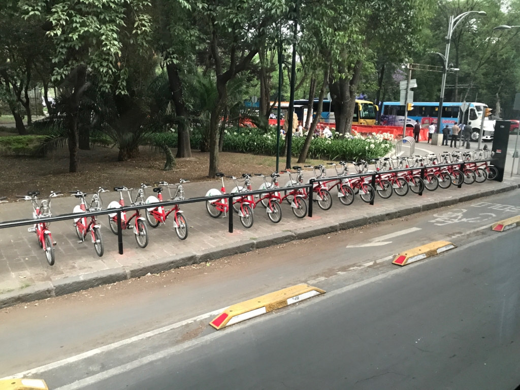 メキシコシティ 国立人類博物館付近 レンタル自転車 メキシコシティ 国立人類博物館付近 レンタル自転車
