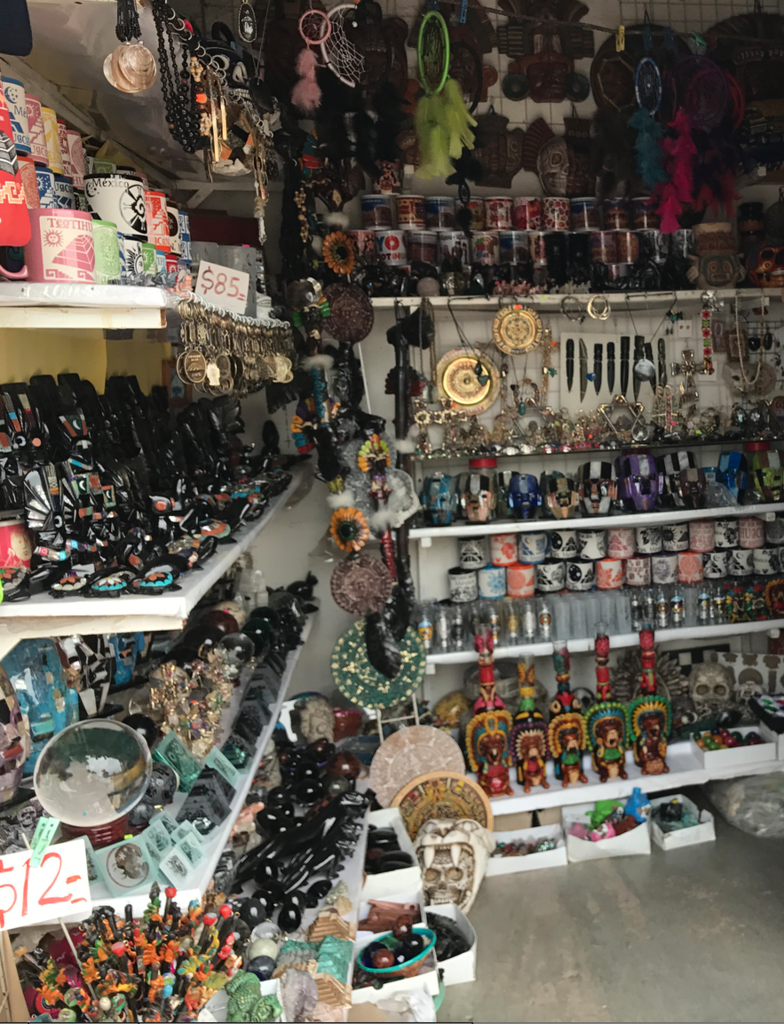 メキシコ テオティワカン遺跡 民芸品売り場